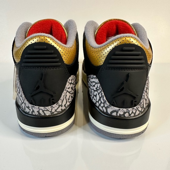 Nike Jordan 3, women’s size 6, brand new box is missing lid - Picture 8 of 10